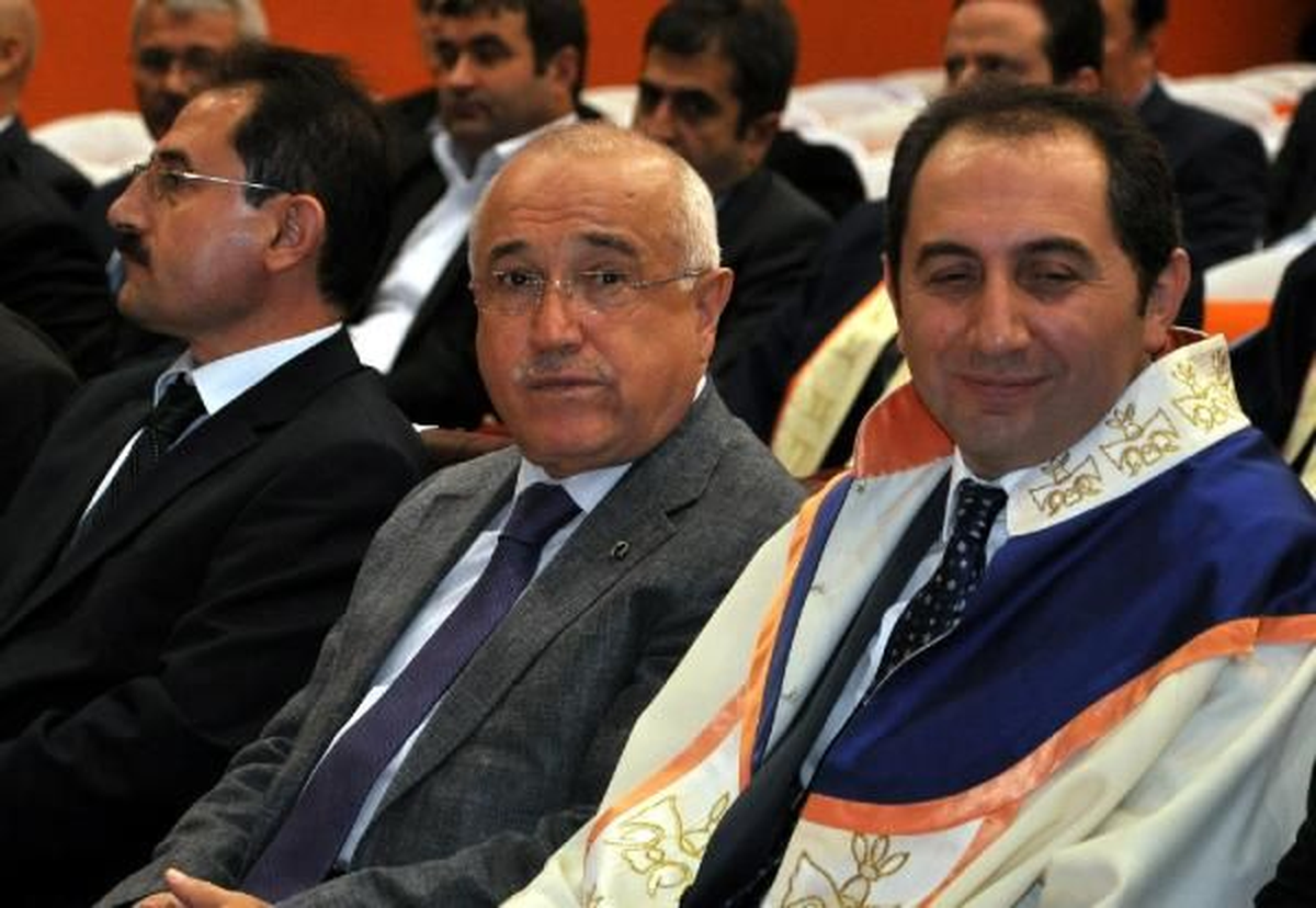 Hitit Üniversitesi\'nin Akademik Yılı Açılışı
