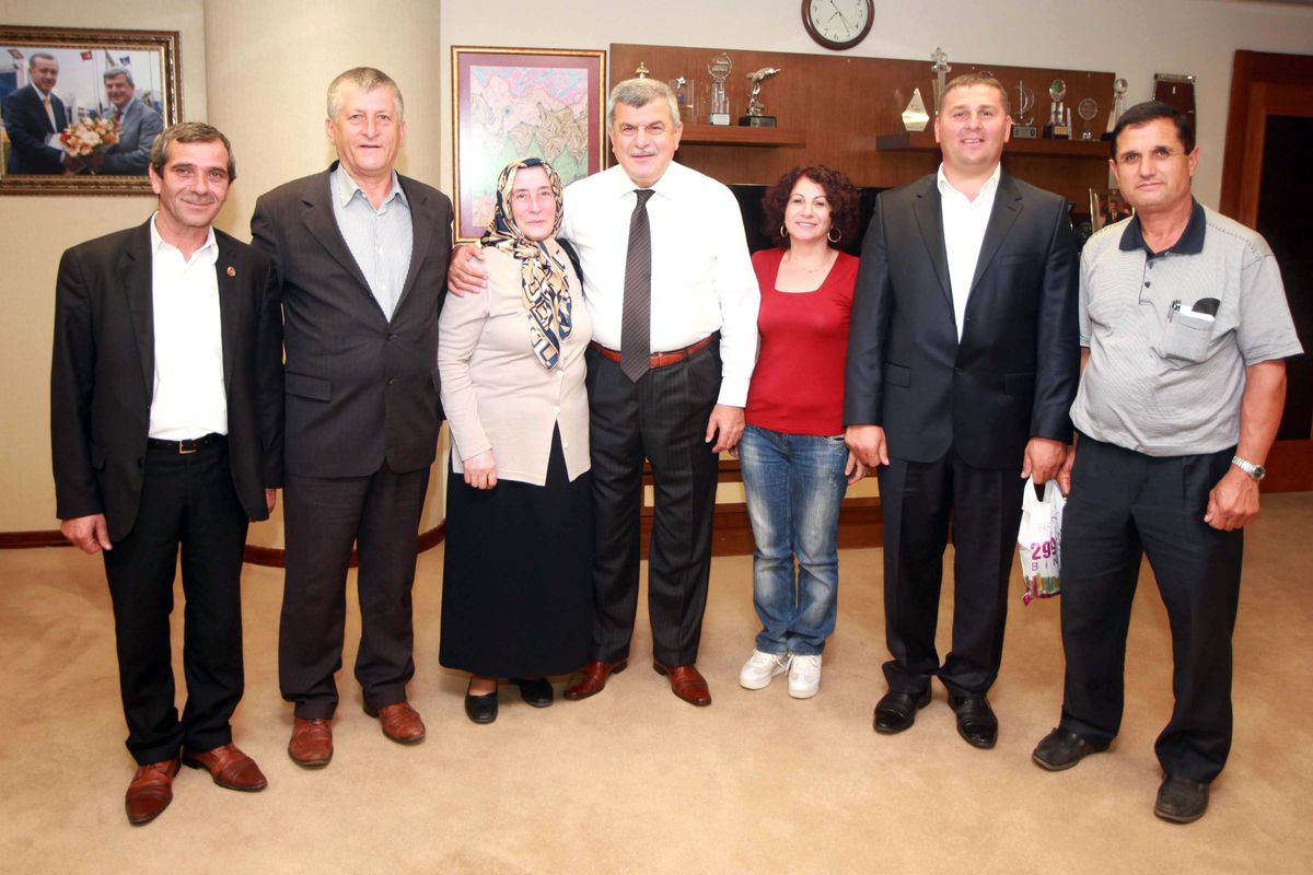 Karaosmanoğlu Muhtarlarla Görüştü