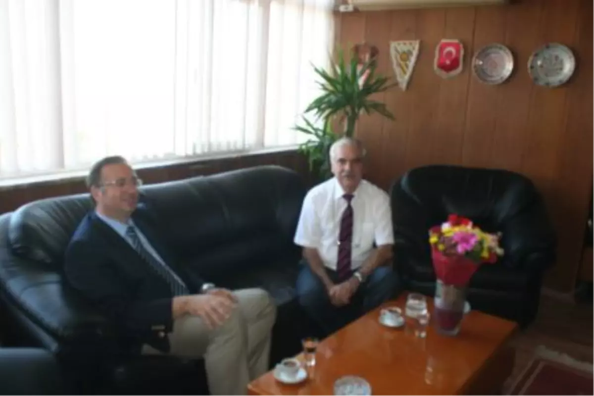 Kaymakam Dınkırcı'dan, Özcan'a Ziyaret