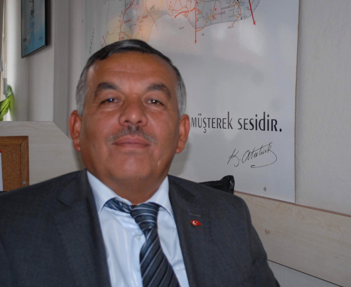 Kozluca Belediyesi Günde Bin Metrekare Kilit Parke Taşı Üretiyor