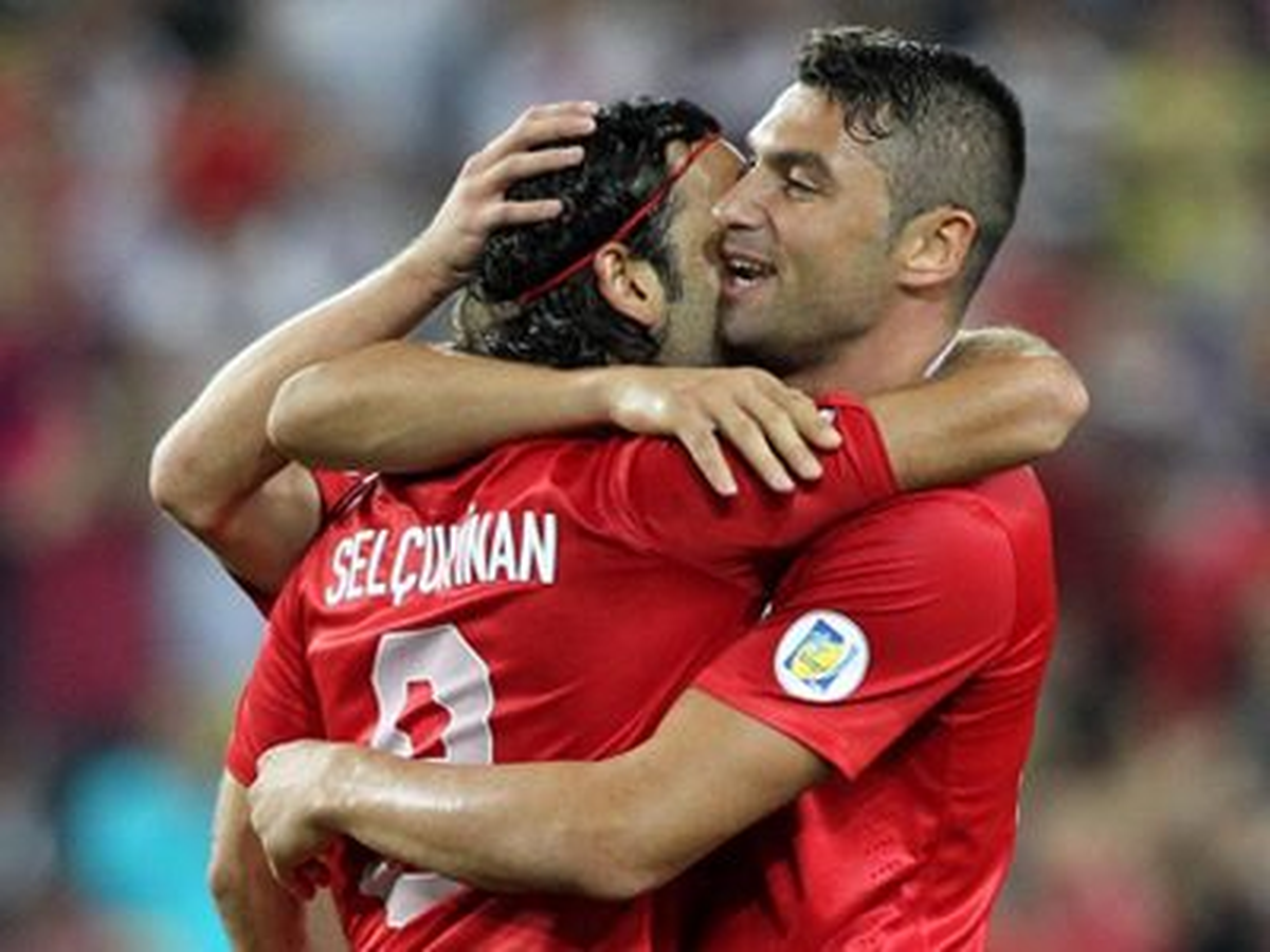 Selçuk İnan ve Burak Yılmaz\'da Son Durum
