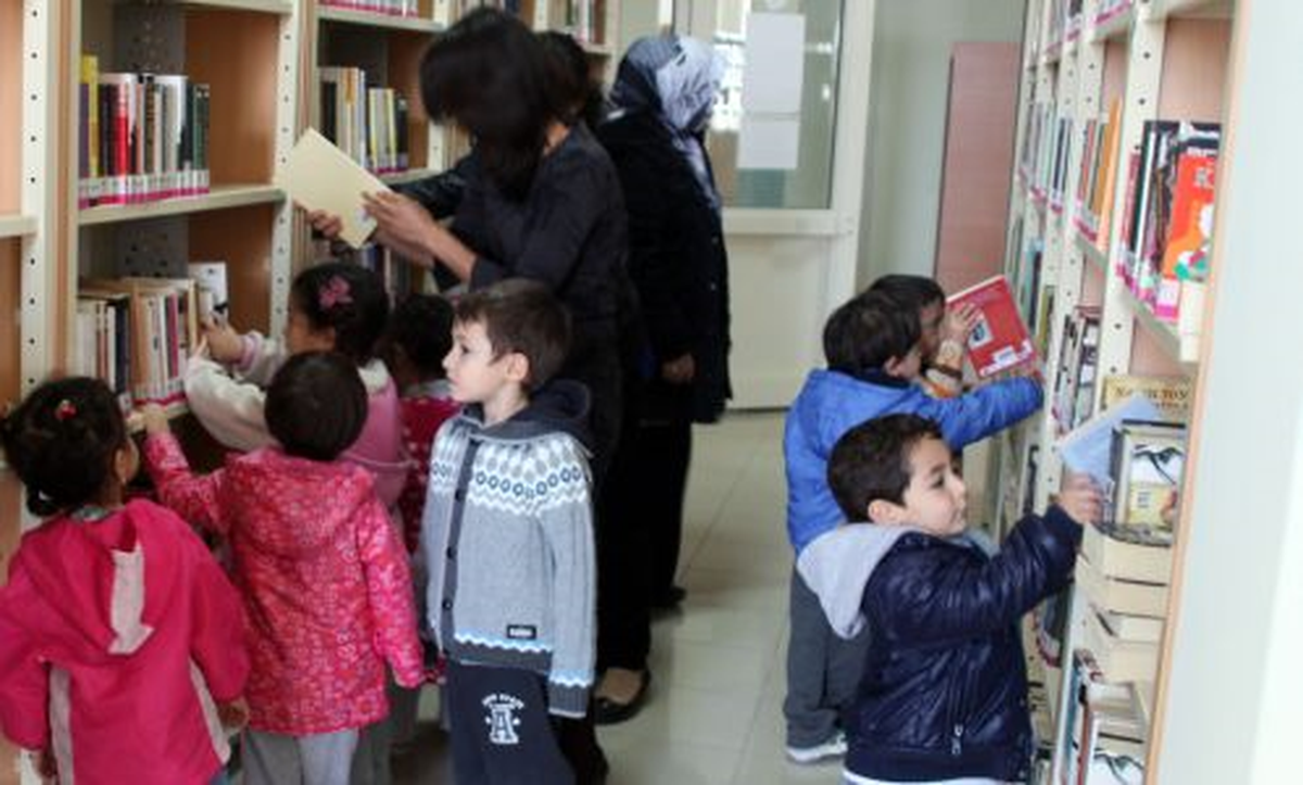 Minikler Kütüphaneyi Gezdi