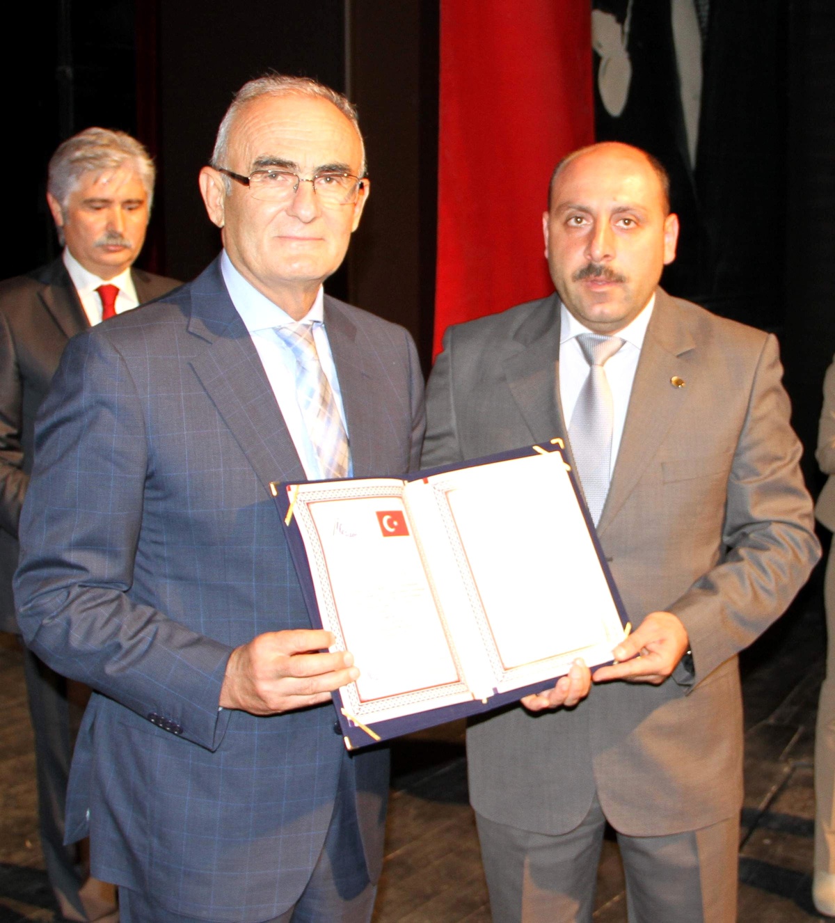 Şairler Samsun Belediye Başkanı Yılmaz\'ı Ziyaret Etti