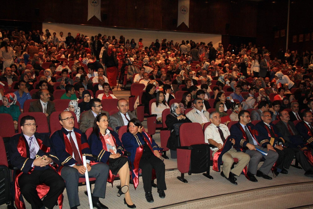 Tıp Fakültesi Önlük Giydirme Töreni Yapıldı