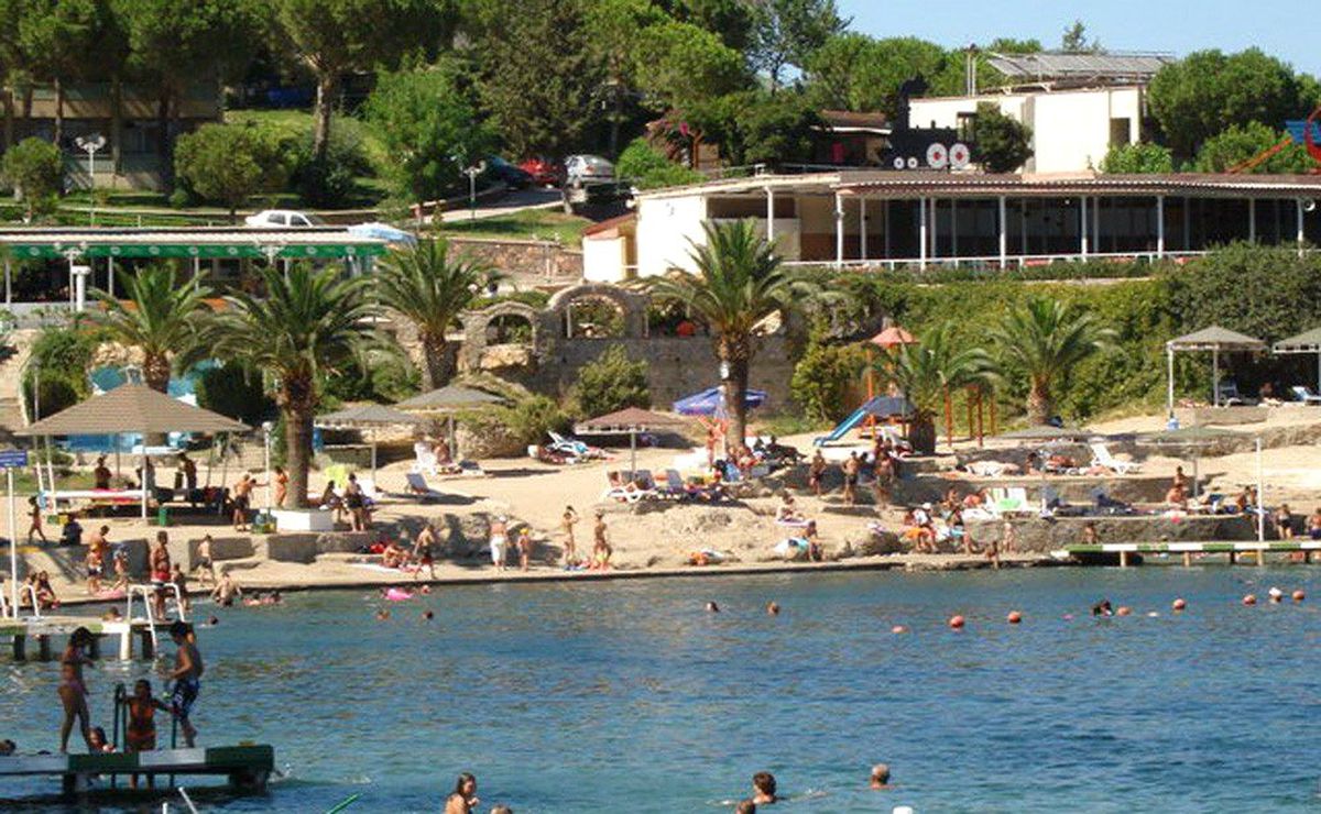 Urla Devlet Demir Yolları Kampı İyte Öğrencilerine Yurt Olacak