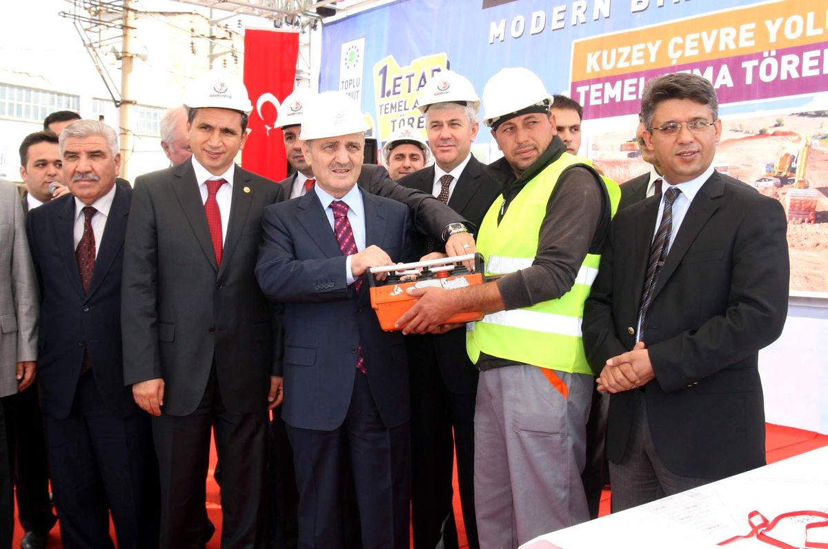 Uşak\'taki Kentsel Dönüşüm Projesinin Temeli Atıldı