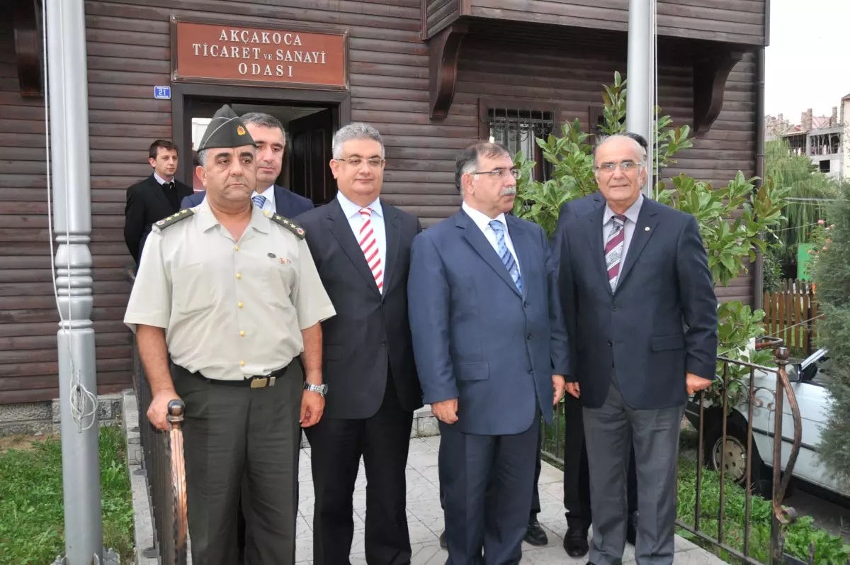 Vali Adnan Yılmaz, "Akçakoca Bölge Turizminin Motorudur"