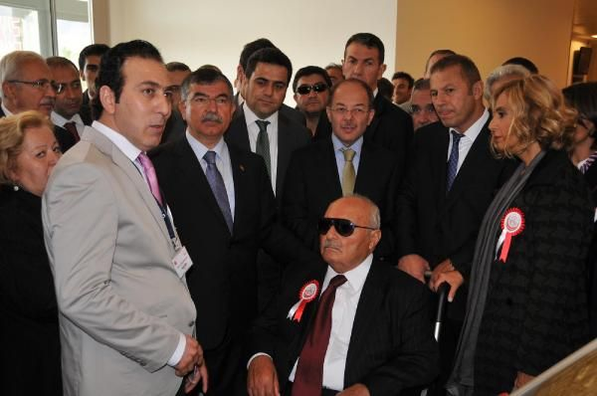 Bakanlar Akdağ ve Yılmaz, Sağlık Çalışanlarıyla Bir Araya Geldi