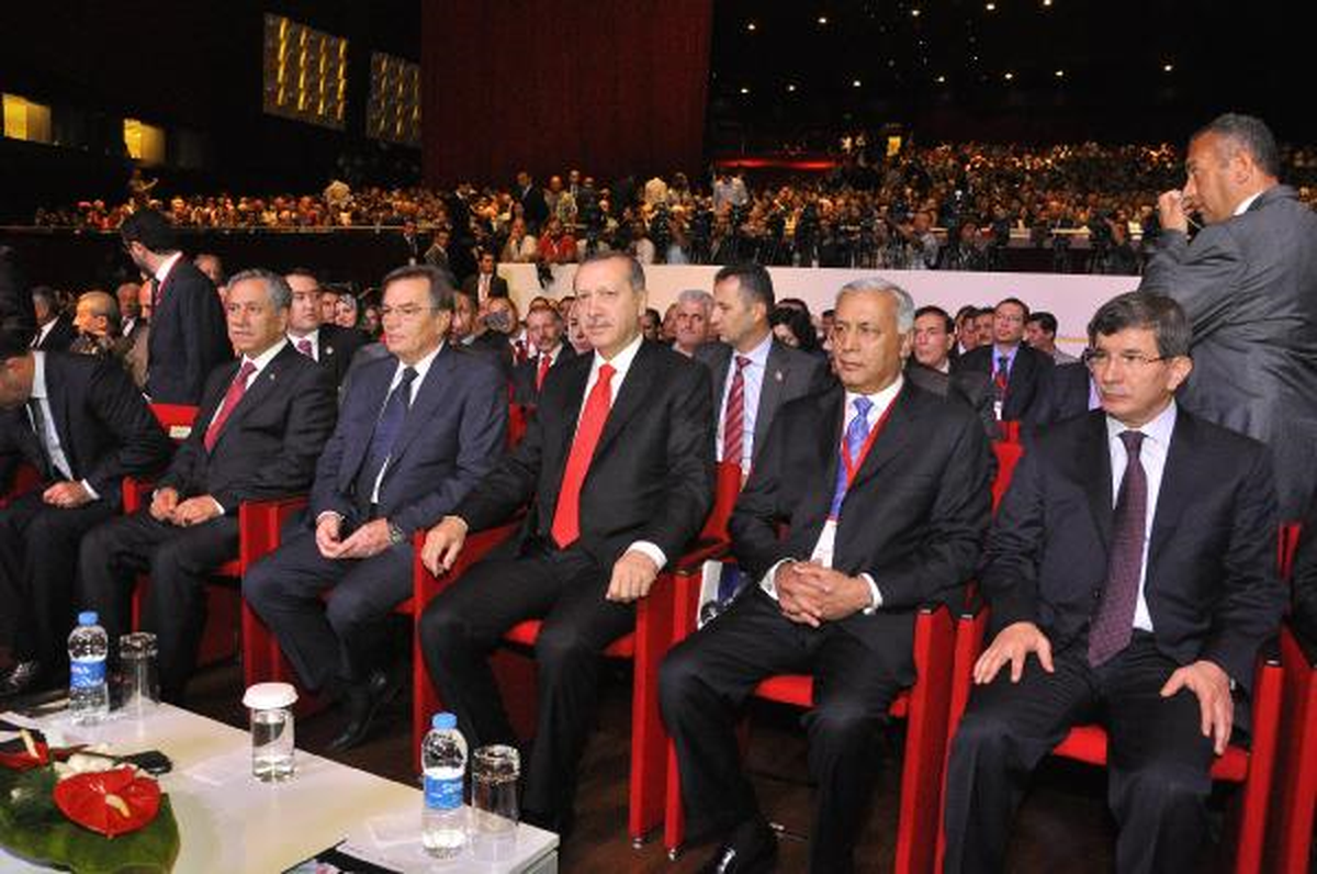 Başbakan Erdoğan İstanbul Küresel Forumu\'nda Konuştu