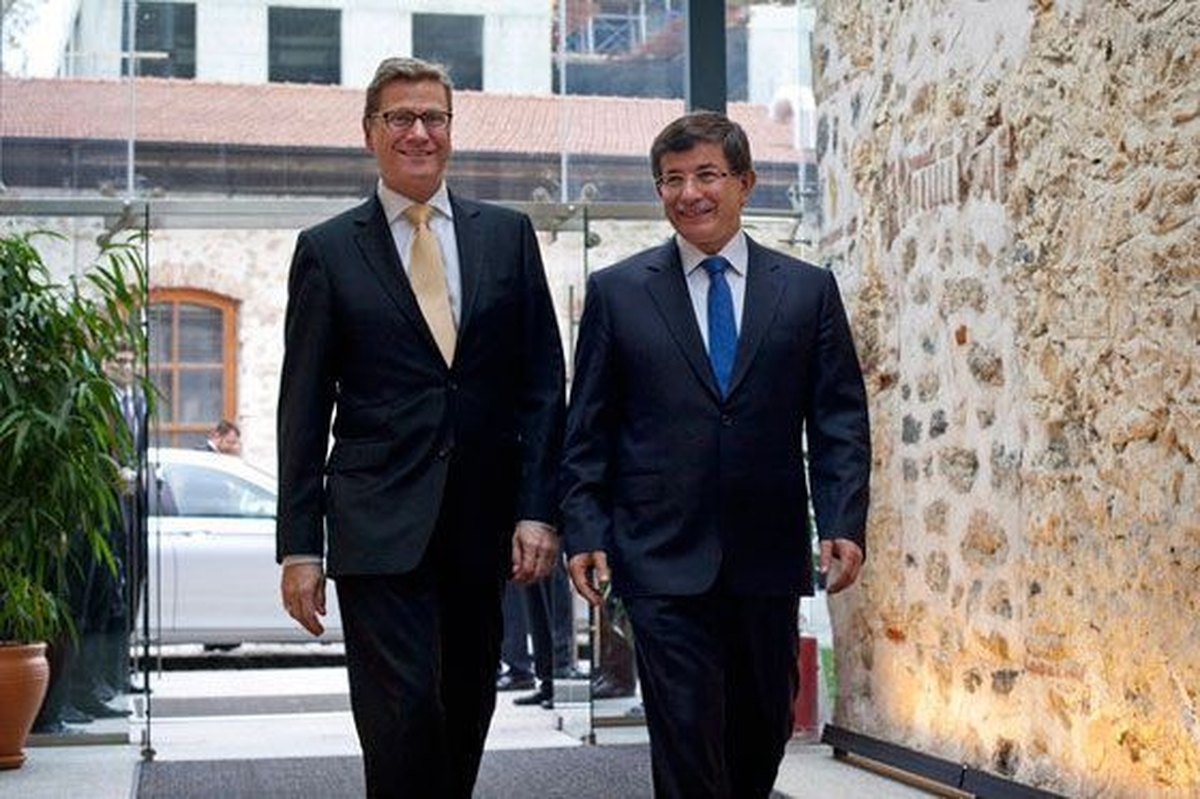 Davutoğlu, Westerwelle ile Görüştü (2)