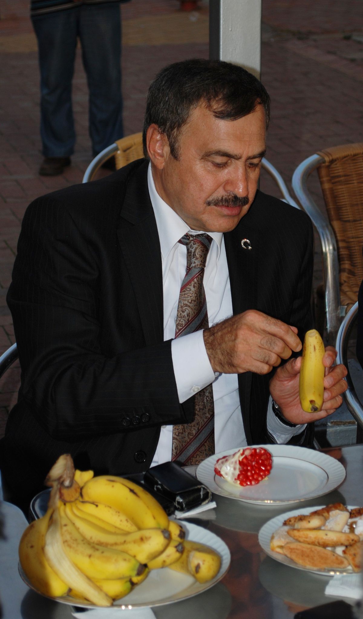 Eroğlu: "Erdoğan\'ın Açtığı Tesisi Kılıçdaroğlu Bir Daha Açtı"