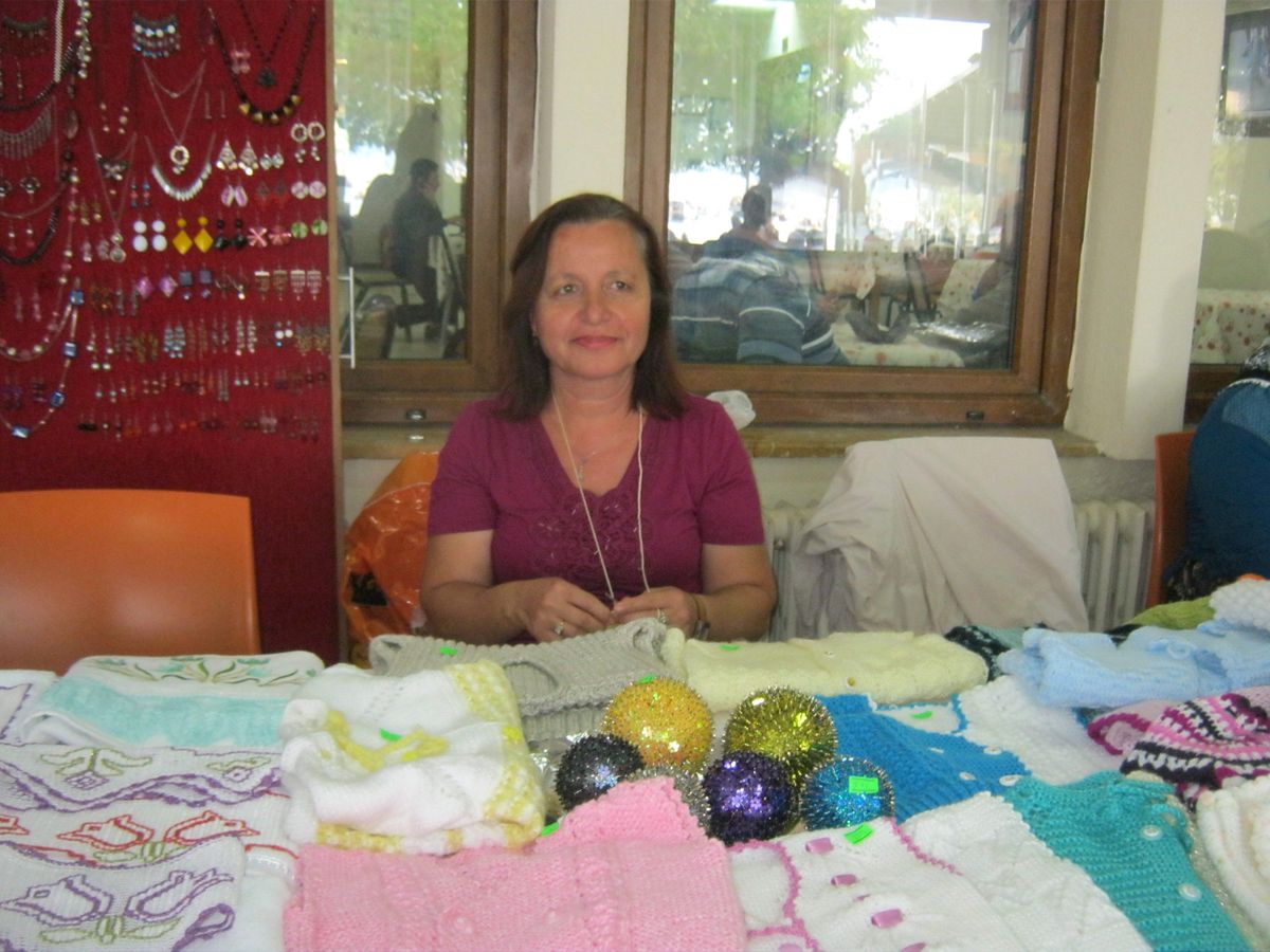 Ev Hanımlarından Kermes