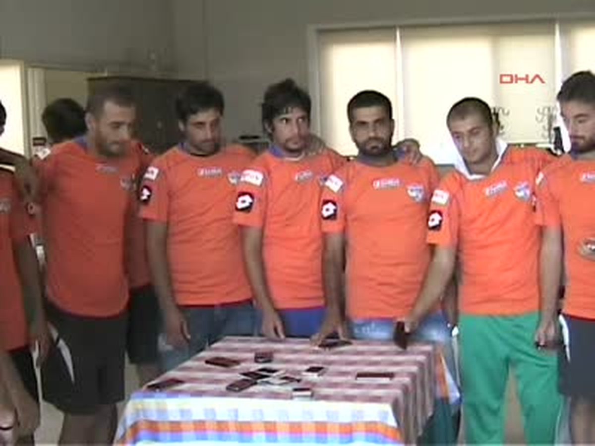 İskenderunlu Sporcuların Parasızlık Eylemi