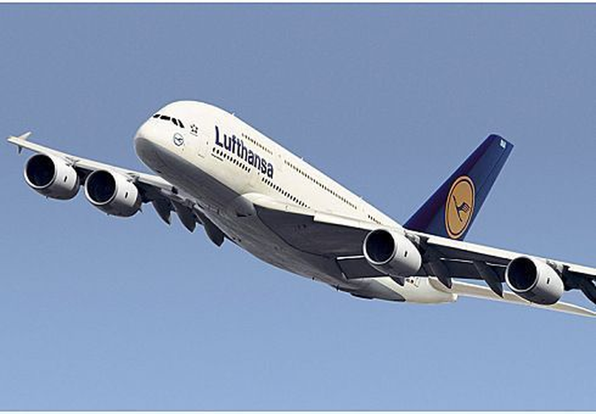 Lufthansa Uçağı Kokudan Geri Döndü