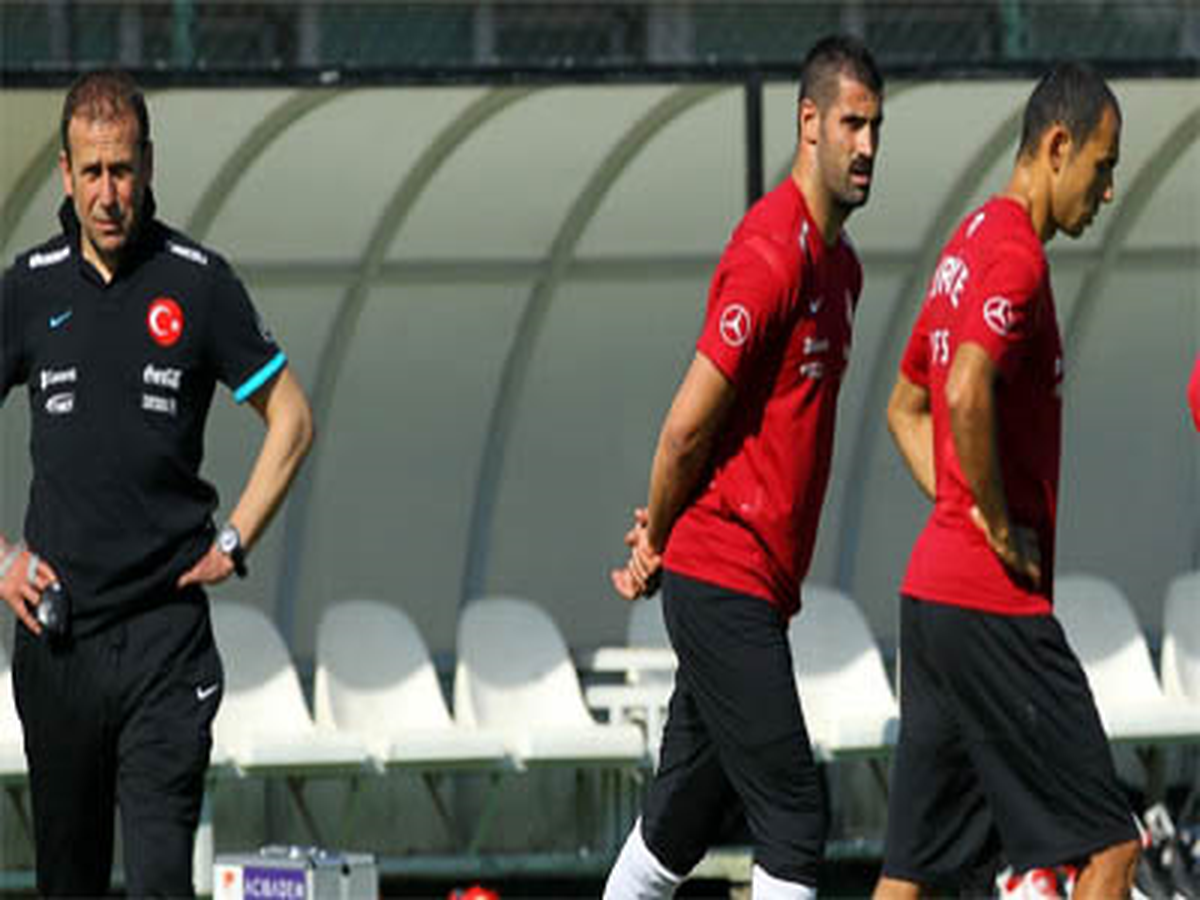 Milli Takım, Macaristan Maçı Hazırlıklarına Başladı
