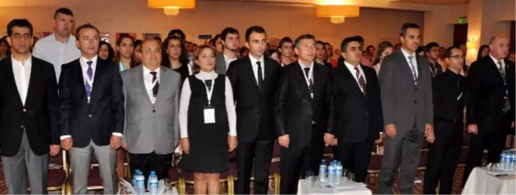 Sağlık Çalışanlarının En Büyük Sıkıntısı \'Şiddet\'