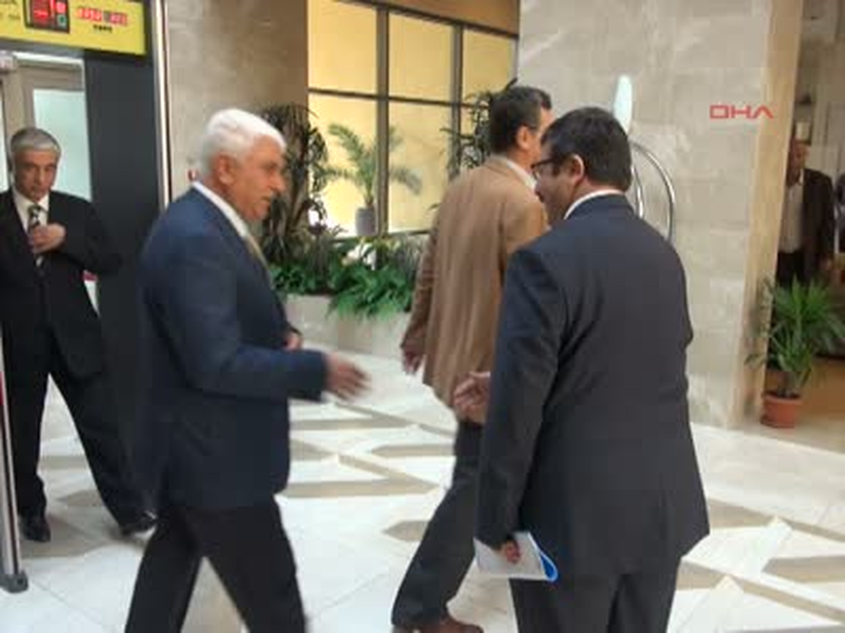 Şanlıurfa Okul Yakmaya Karşı İş Adamlarından Örnek Davranış Okul Yakmaya Karşı İş Adamlarından...