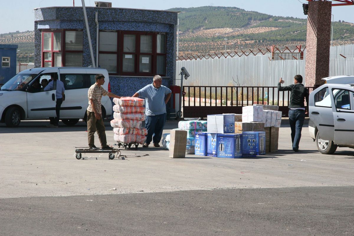 Suriye\'den Kaçışlar Sürüyor