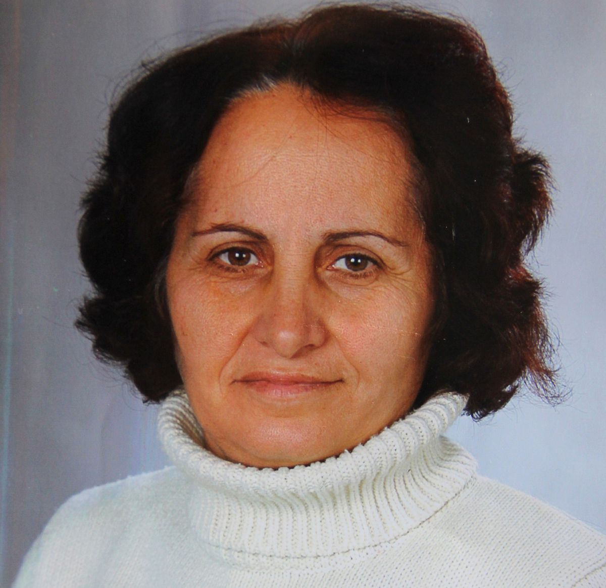 Telefon Etmek İçin Evden Ayrılan Kadından Haber Alınamıyor