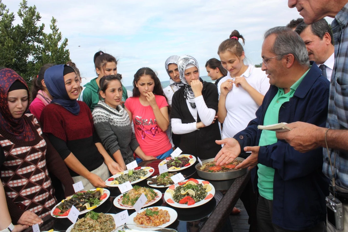 Tirebolu\'da Yöresel Yemek Yarışması Düzenledi