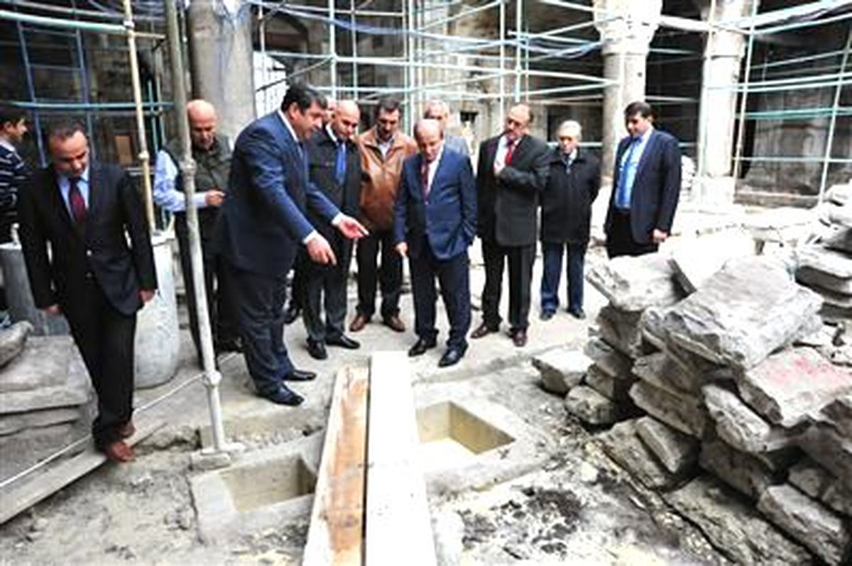 Erzurum Valisi Çifte Minareli Medrese\'de İncelemelerde Bulundu