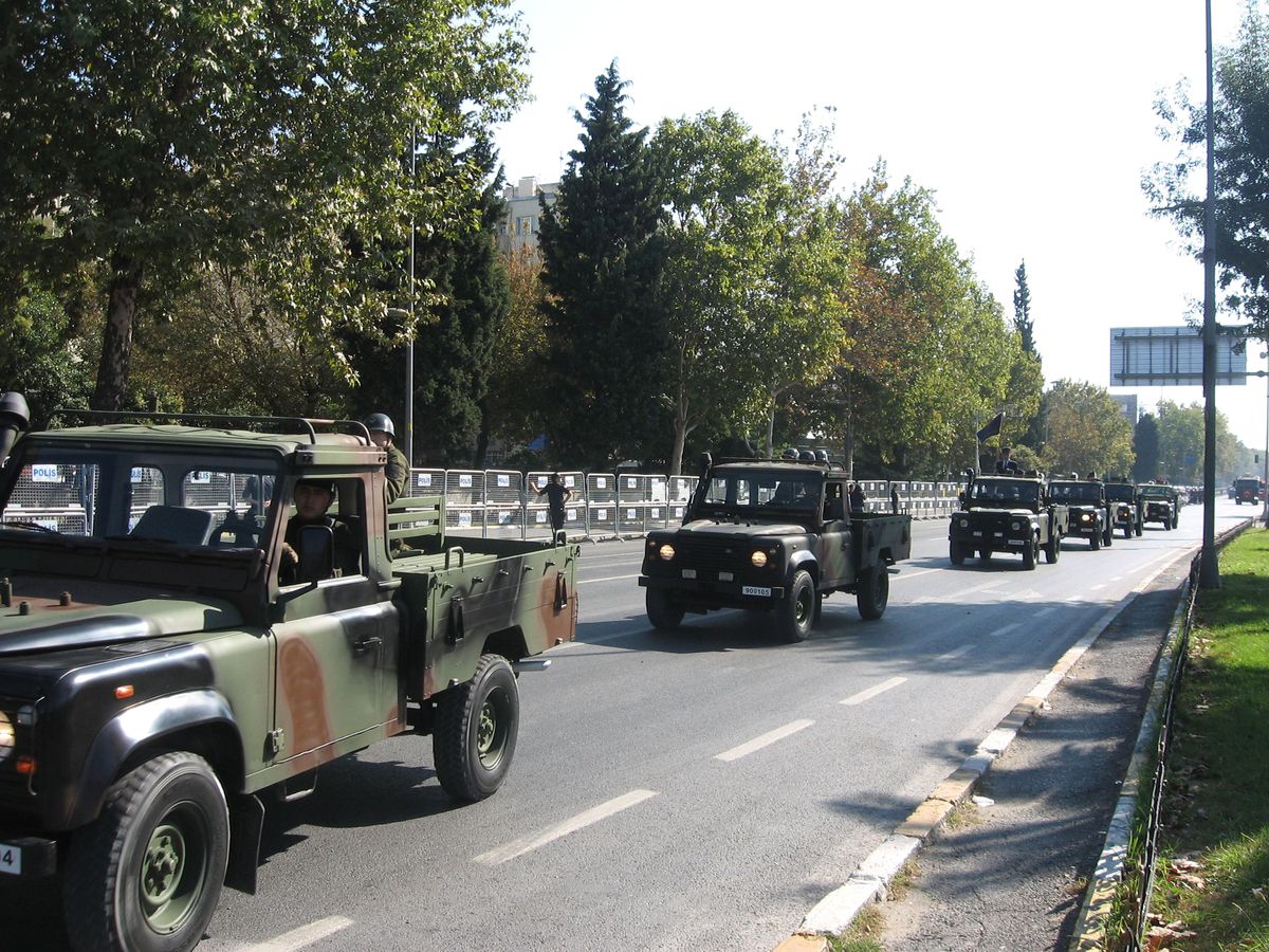 29 Ekim Provası Nedeniyle Vatan Kapalı