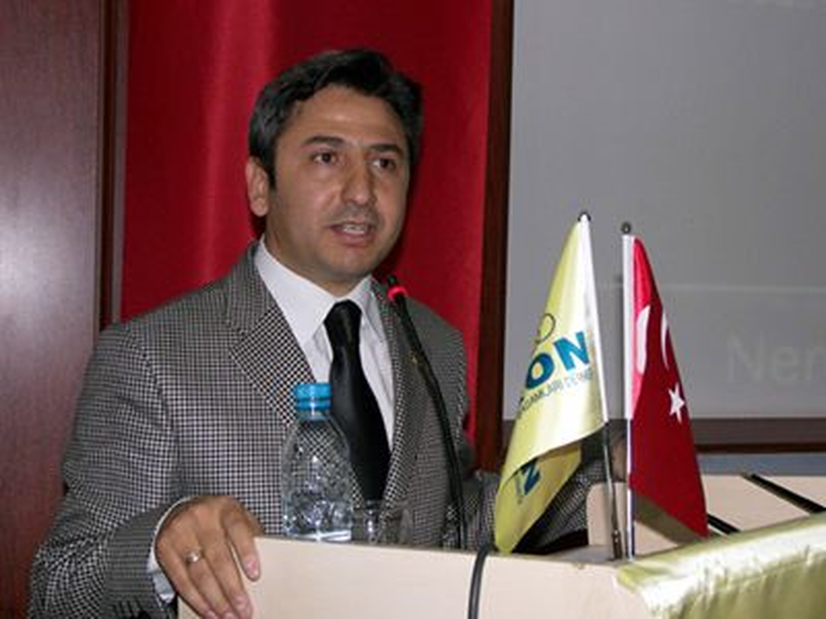 AK Parti\'ye Katılımlar