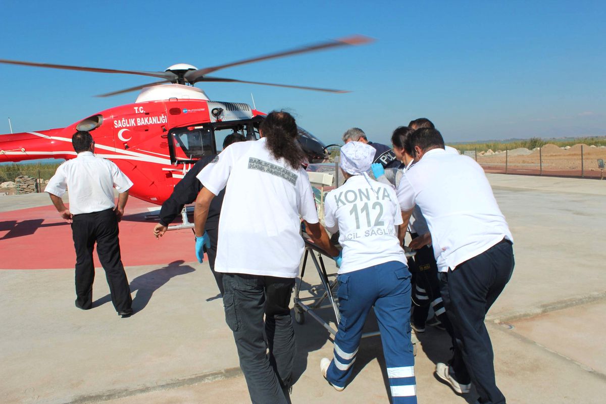 Ambulans Helikopter Prematüre İkizler İçin Havalandı