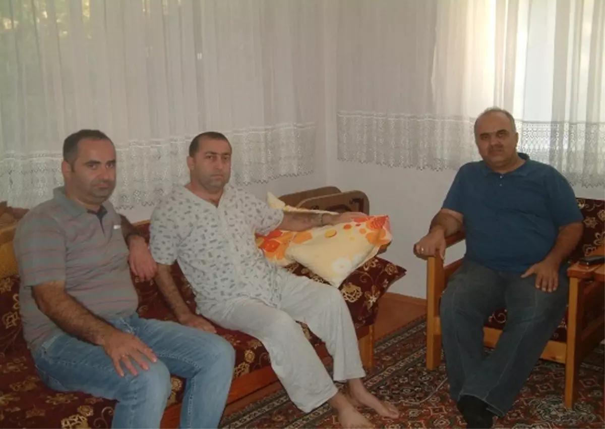 Ameliyat Olan Gazi Akkurt'a Geçmiş Olsun Ziyareti