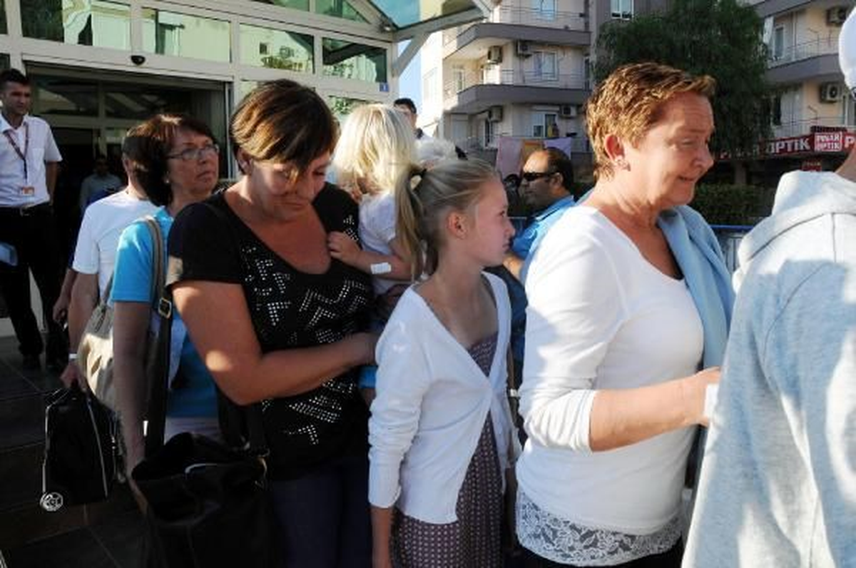Antalya\'da Norveç Uçağında Çıkan Yangın