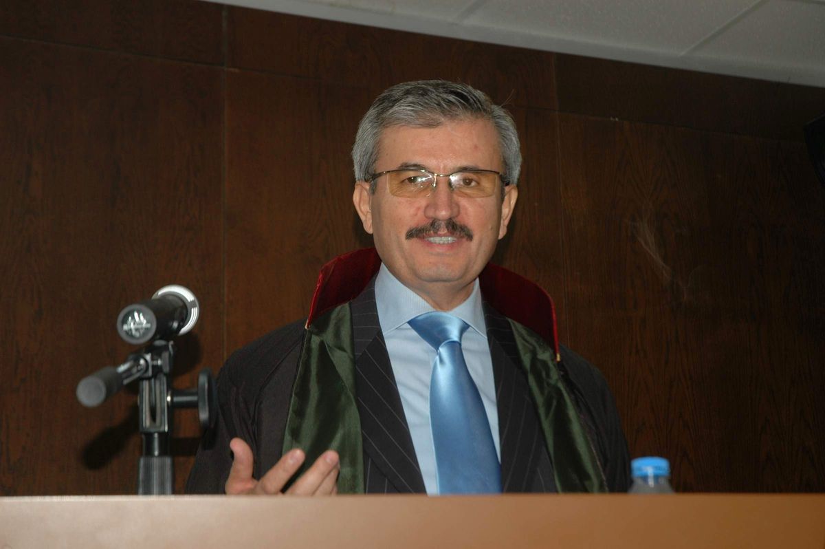 Avukat Zeynel Balkız Manisa Barosu Başkanı Seçildi