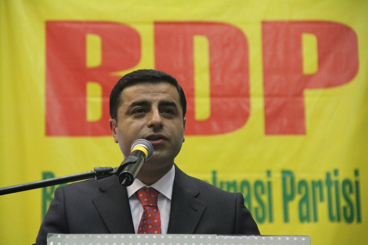 Bdp\'li Demirtaş\'tan Kürt Sorunun Çözümü İçin İki Özerklik Modeli