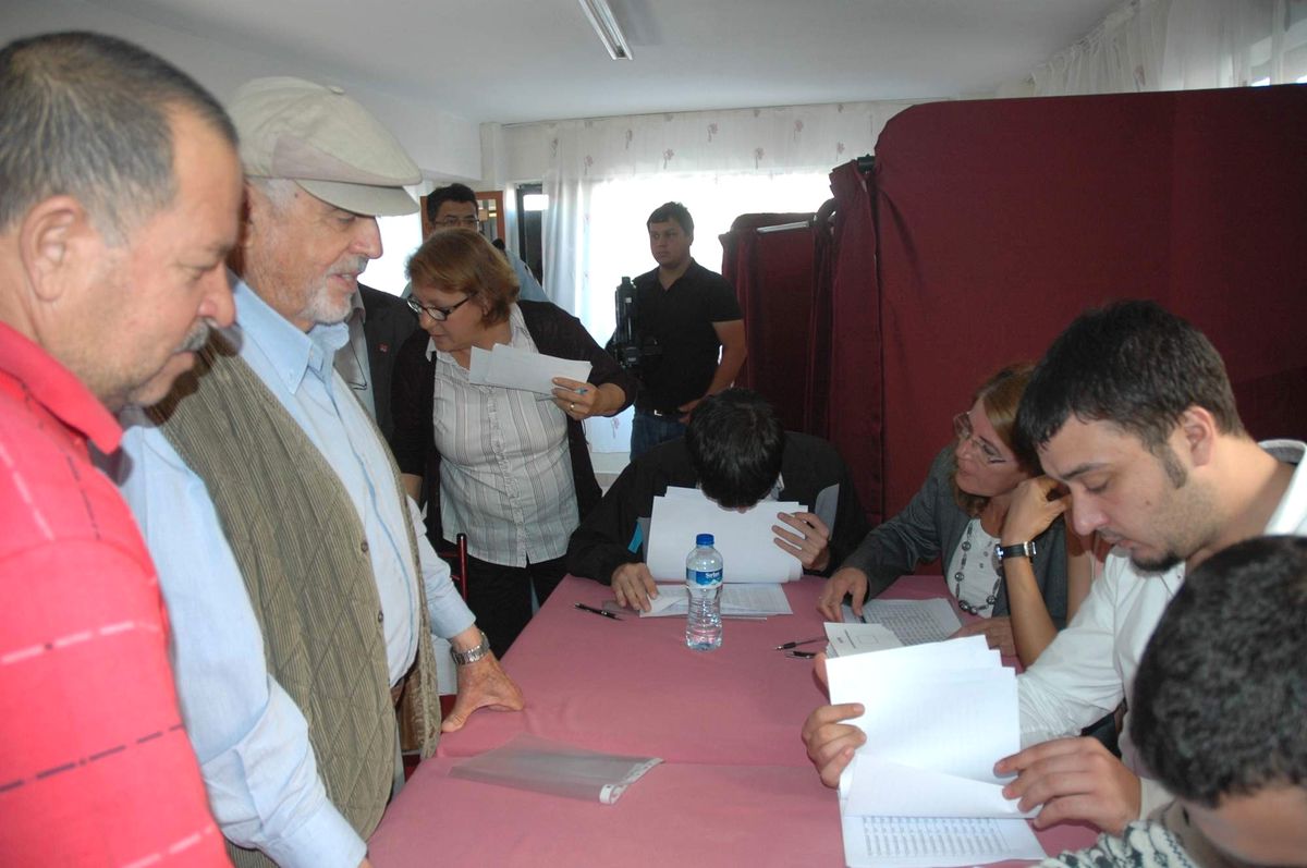 CHP\'nin Referandumundan Hayır Çıktı