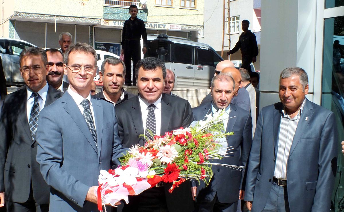 Diyarbakır Emniyet Müdürü Güven\'den Desob\'a Ziyaret
