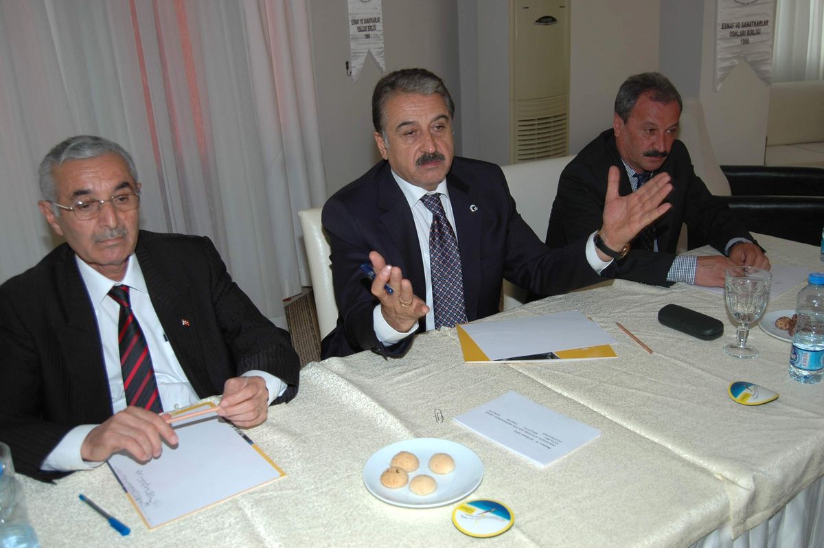 Esnaf Kuruluşları, Şeker Fabrikasının Belediyeye Verilmesini İstedi