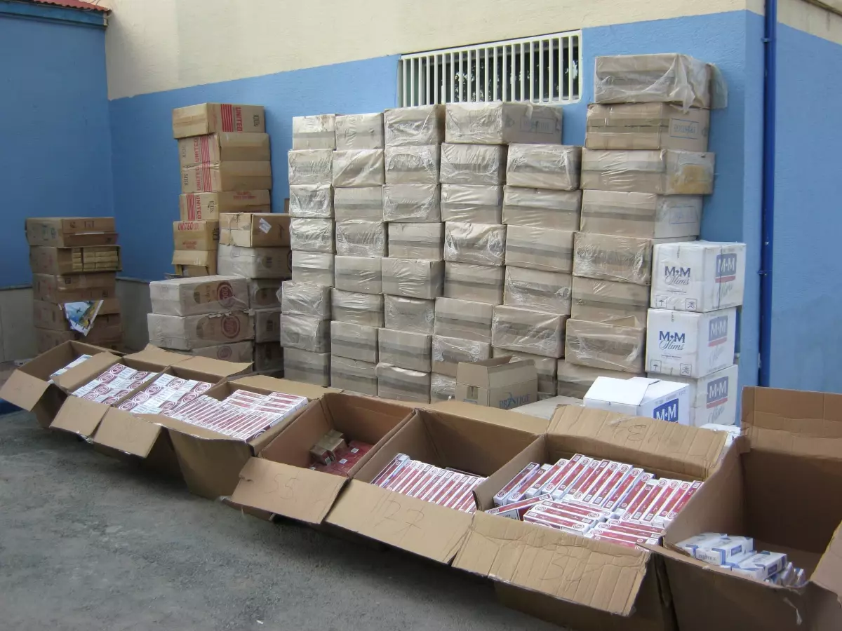 Göksun'da 51 Bin 400 Paket Kaçağı Sigara Ele Geçirildi