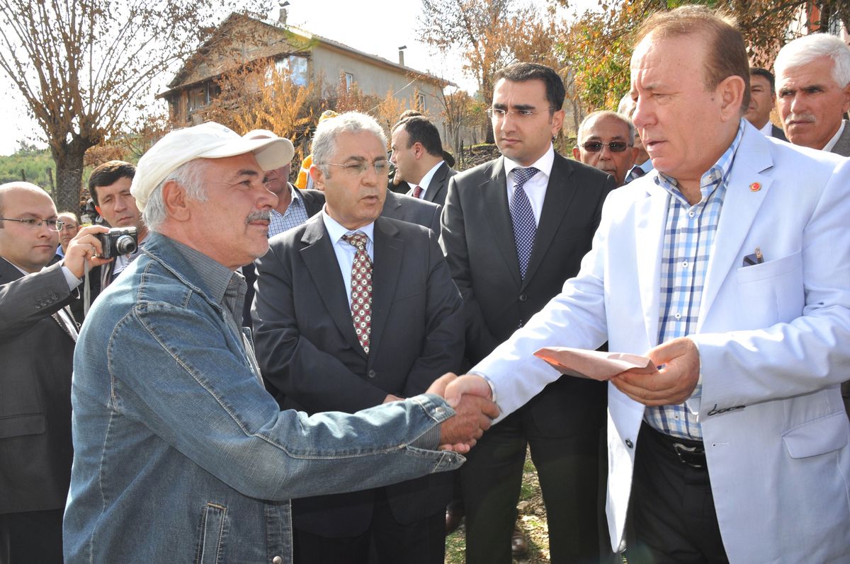 Kahramanlığını Ödüllendirecek