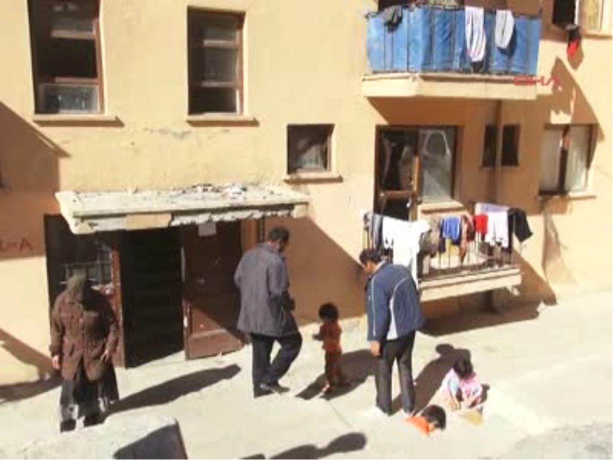 Malatya Afgan Mülteciler Malatya\'da Sefalet İçerisinde Yaşam Mücadelesi Veriyor