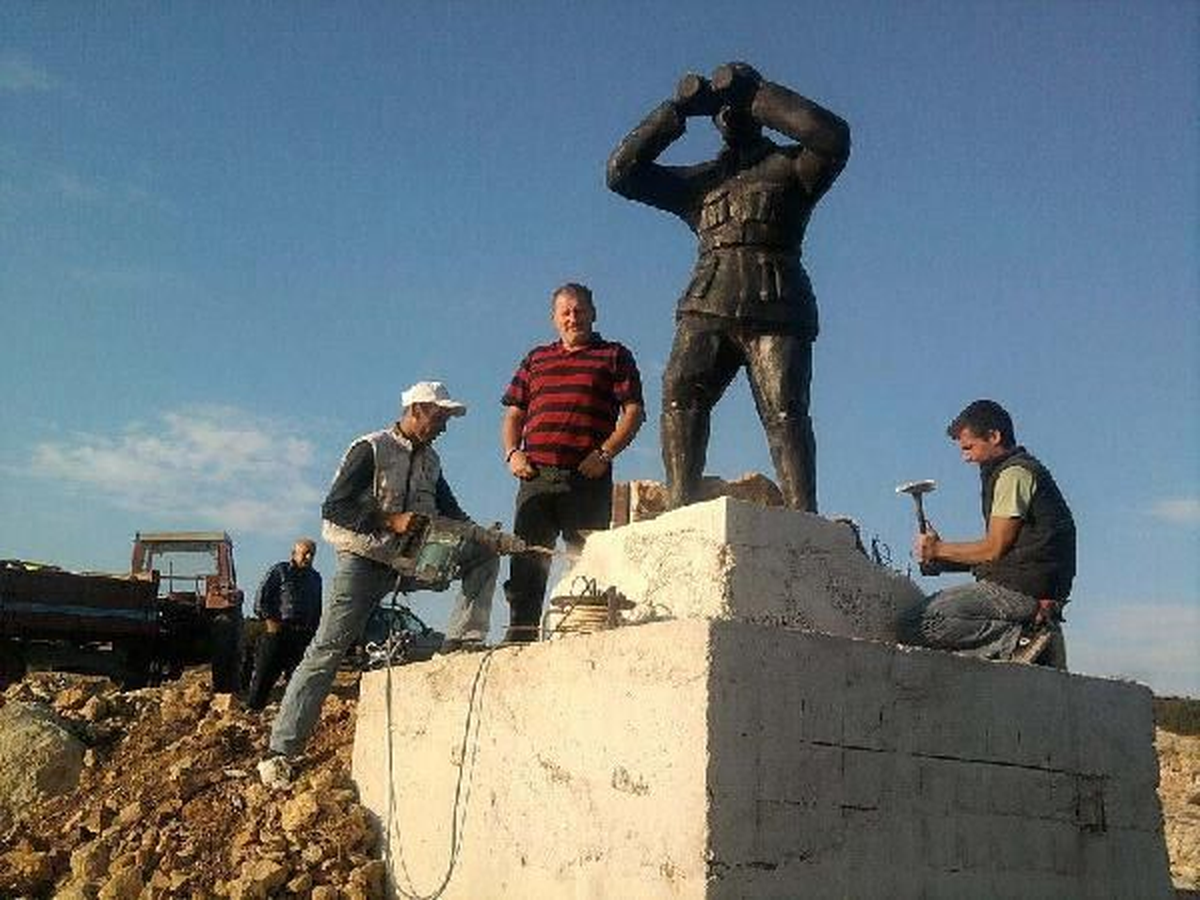 "Mehmetçik Heykeline" Zarar Verildiği İddiası