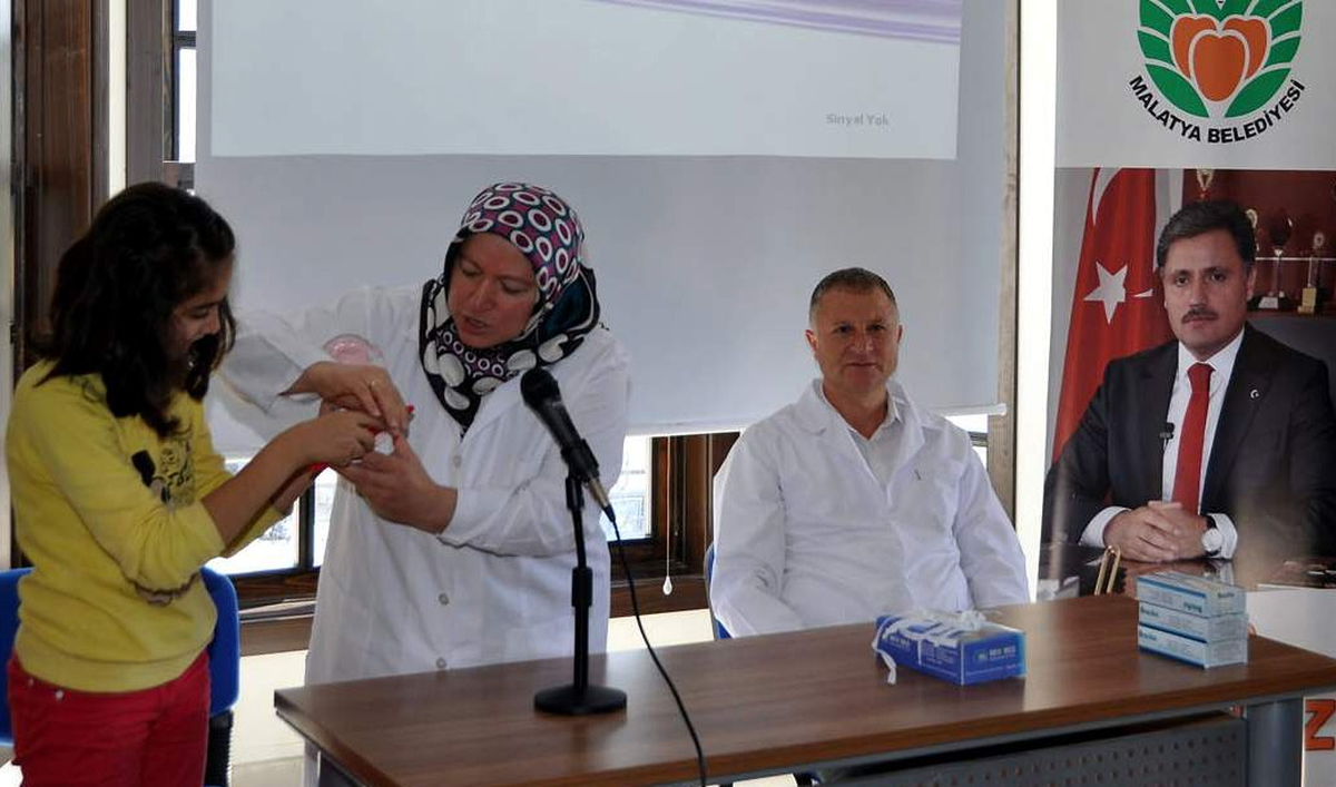 Semt Konağında Ağız ve Diş Sağlığı Semineri