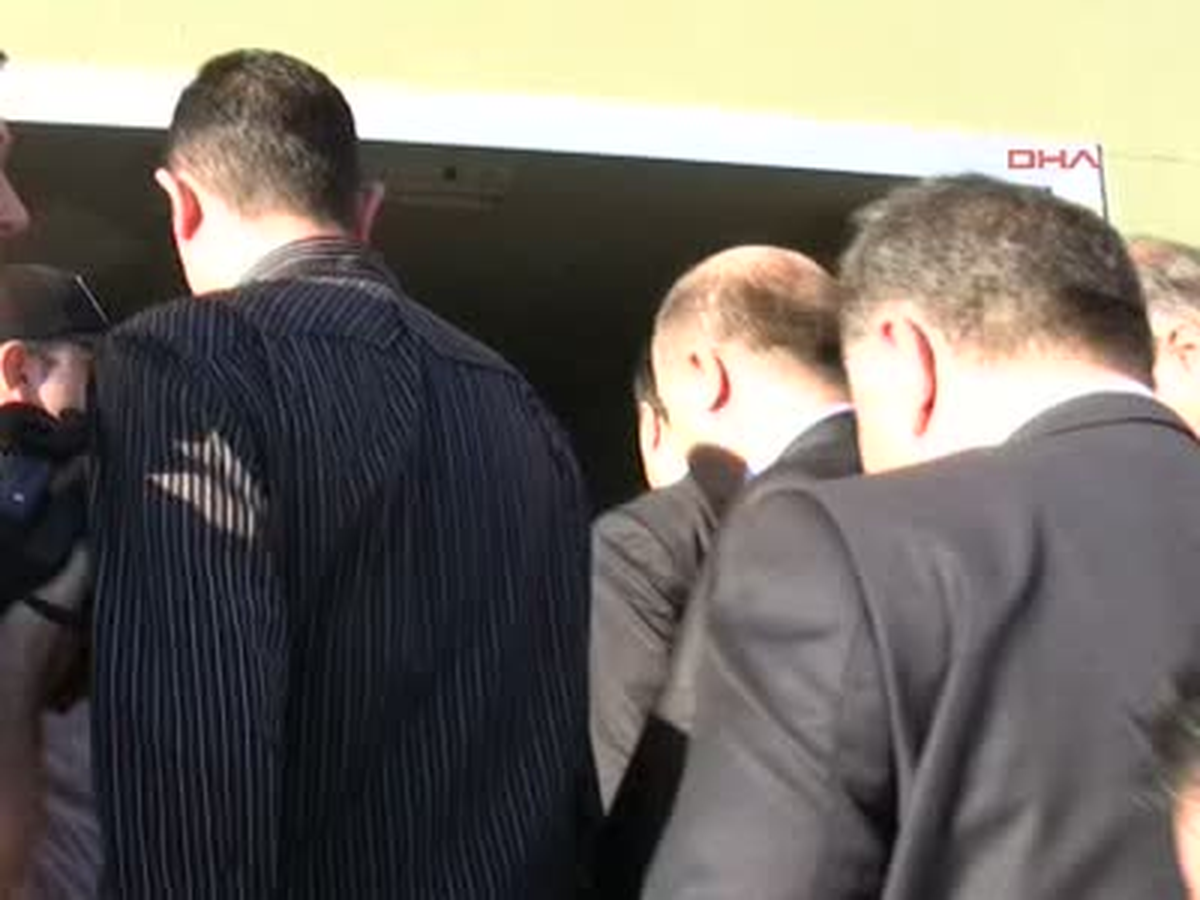 Esad Önce Kendi Halkıyla Diyalog Kursun