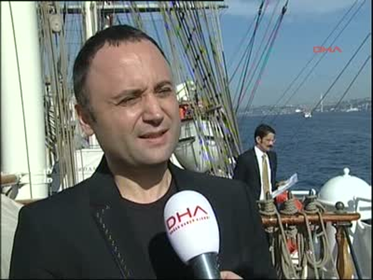 2 Hollanda\'nın Yelkenli Gemisi "Clipper Stad Amsterdam" İstanbul\'da