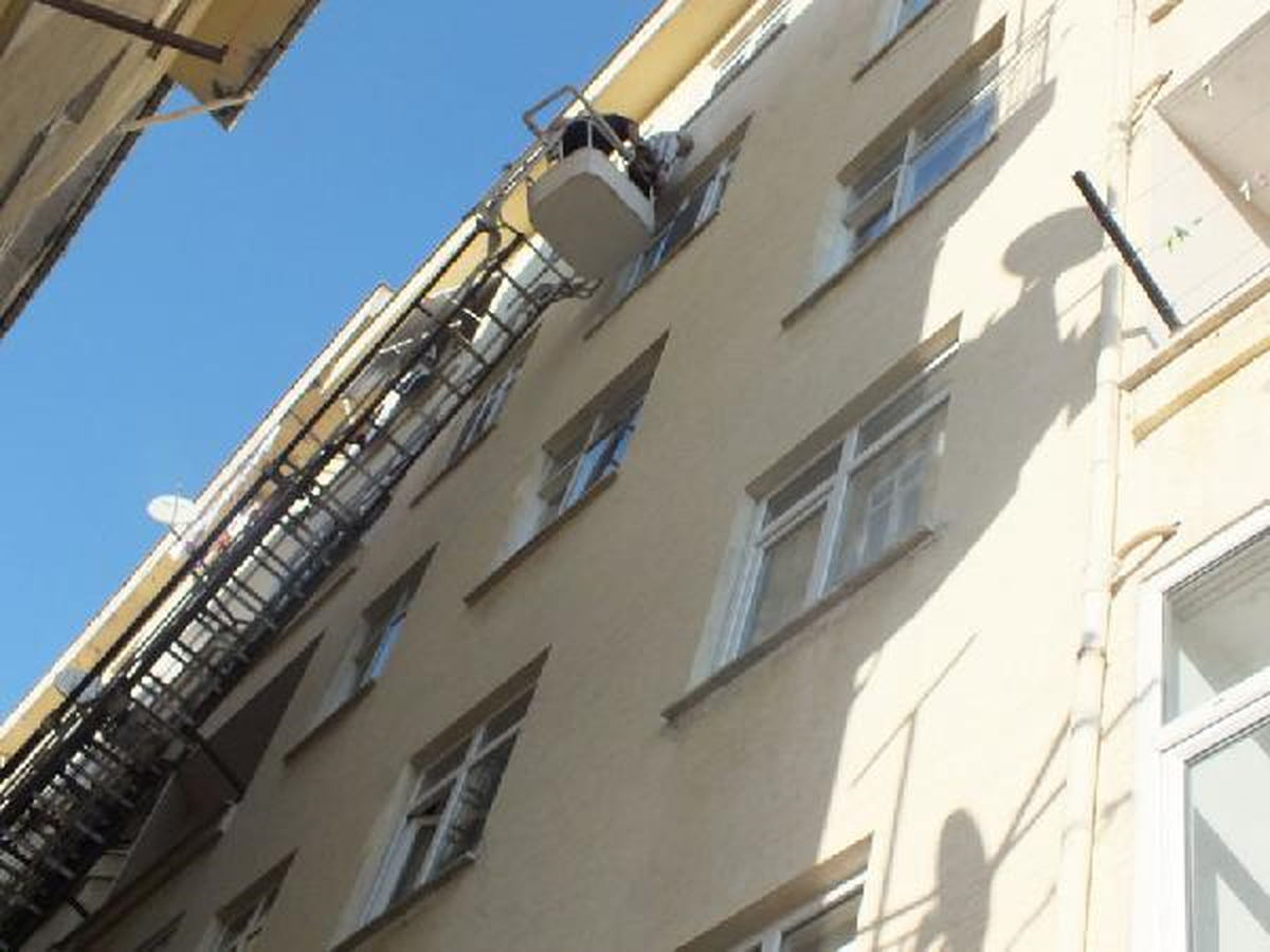 Oğluna Yük Olmamak İçin Kendini Astı
