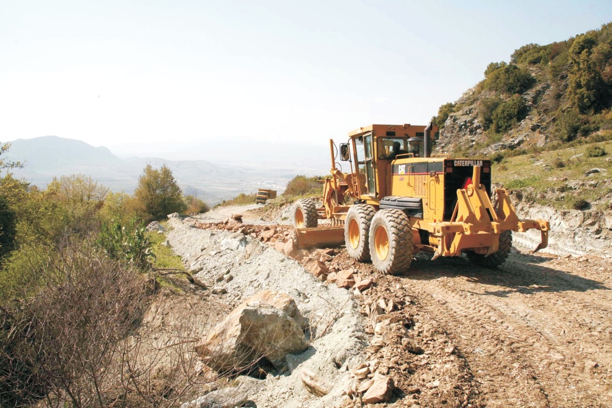 Arazi Yollarını Selçuk Belediyesi Yapacak