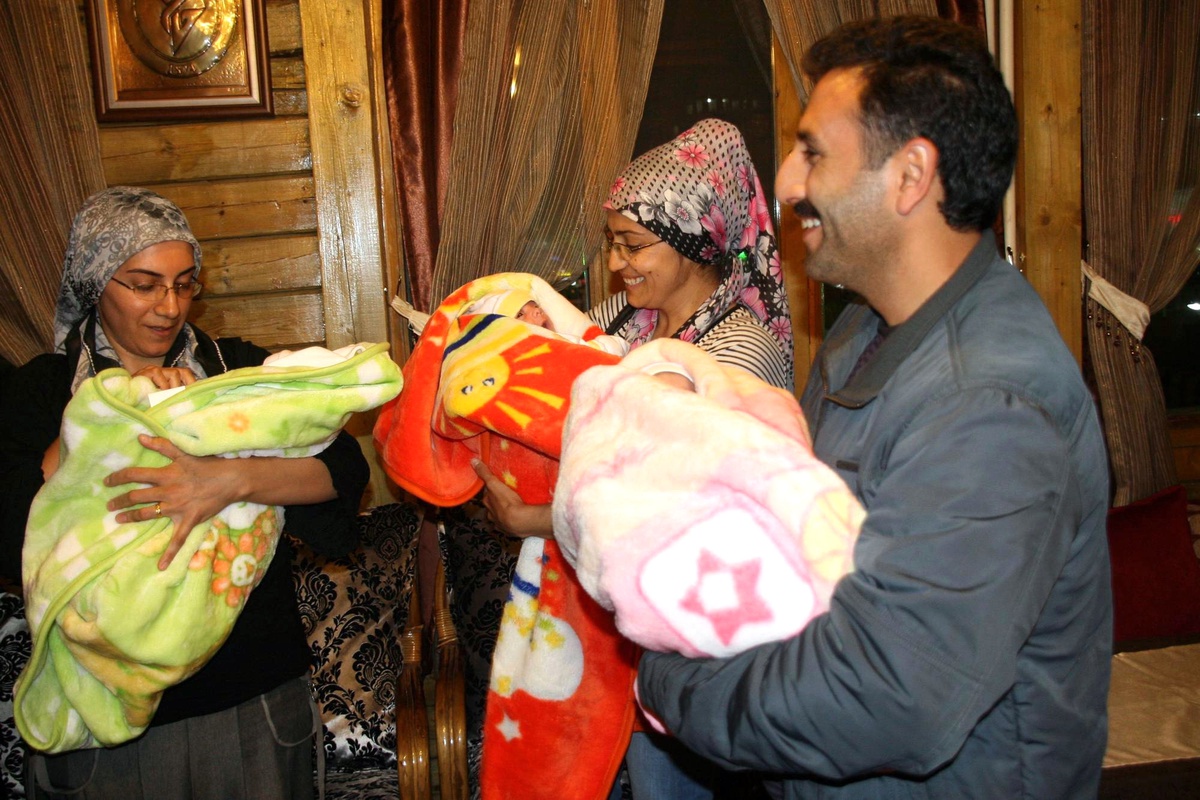 Beşizlere Yozgat Valisi Abdulkadir Yazıcı\'dan Bir Kese Altın