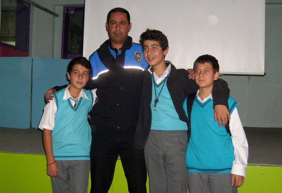 Beyşehir\'de Ortaokulda "Değerler Eğitimi" Projesi