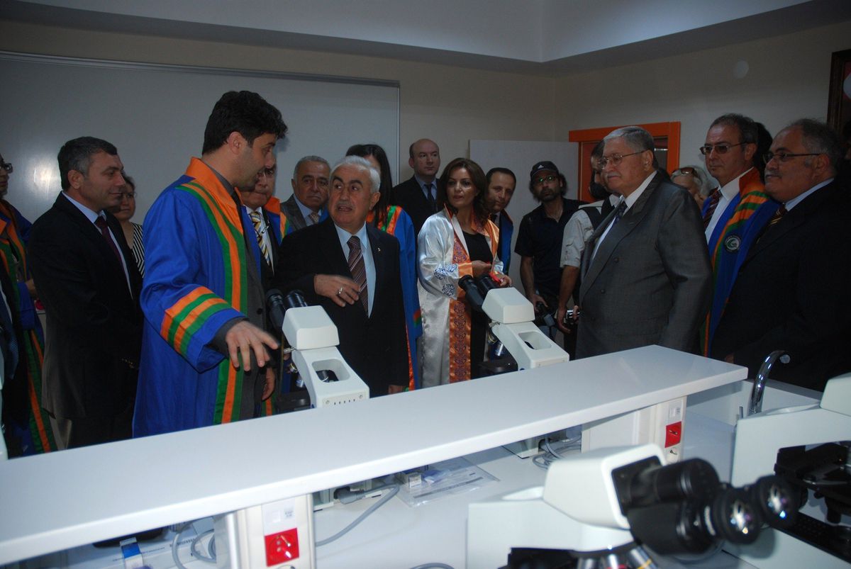 Giresun Üniversitesi Tıp Fakültesi Binası Törenle Açıldı