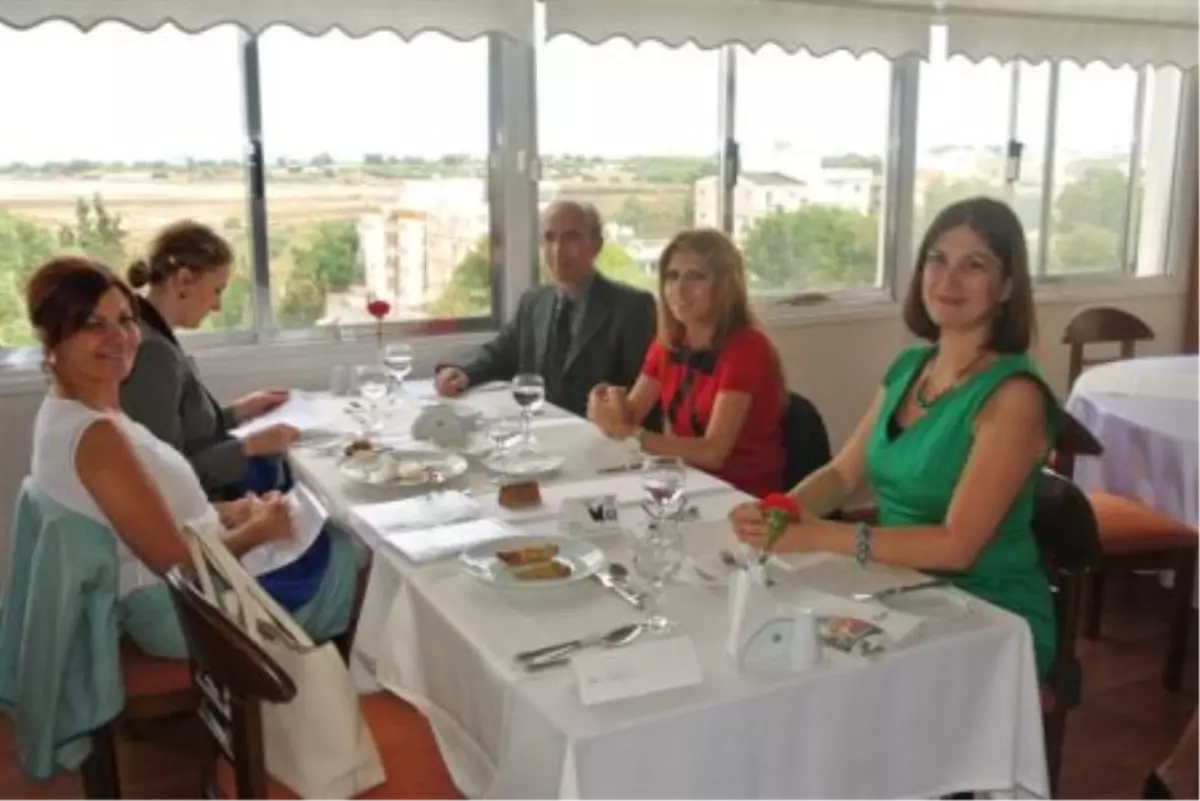 Her Salı DAÜ'de 5 Yıldızlı Yemekler Var