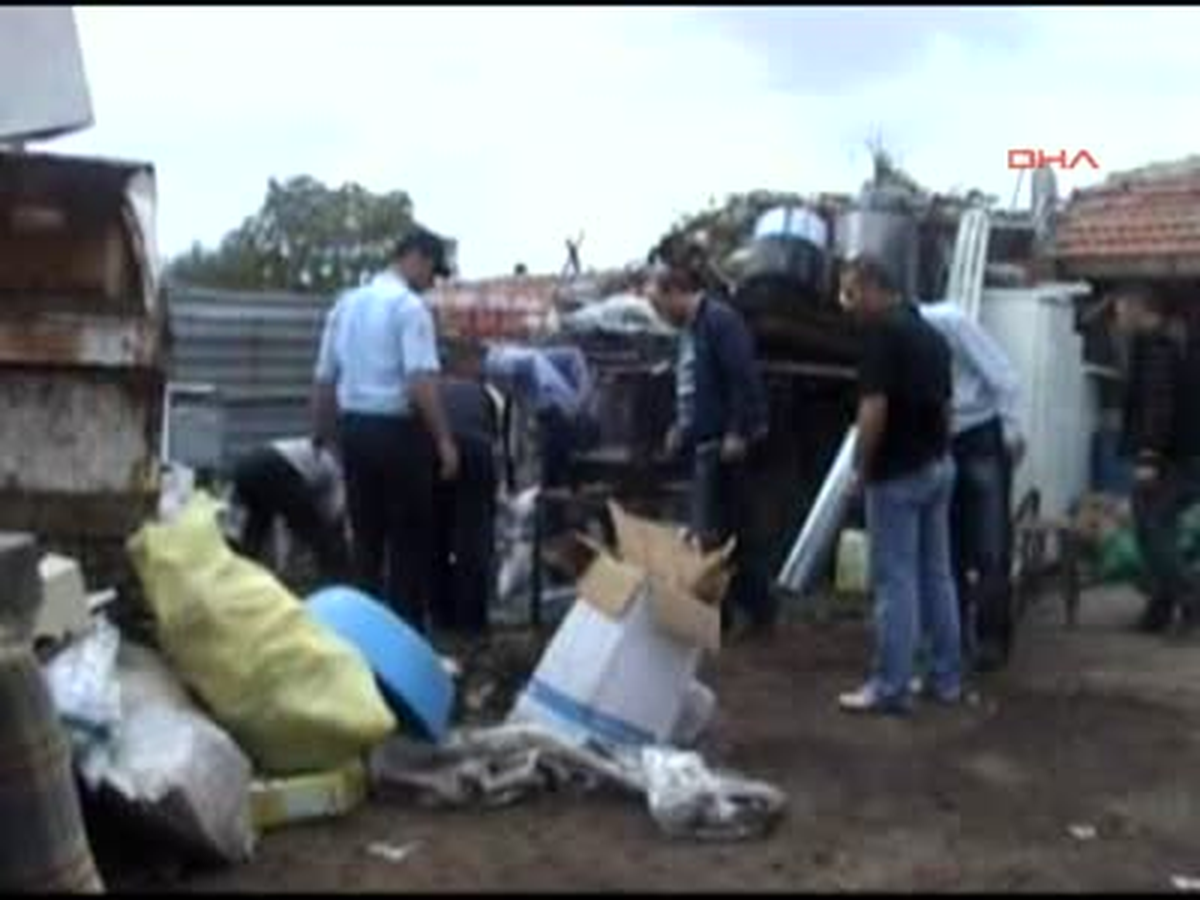 Hurda Deposunda Patlama: 1 Yaralı
