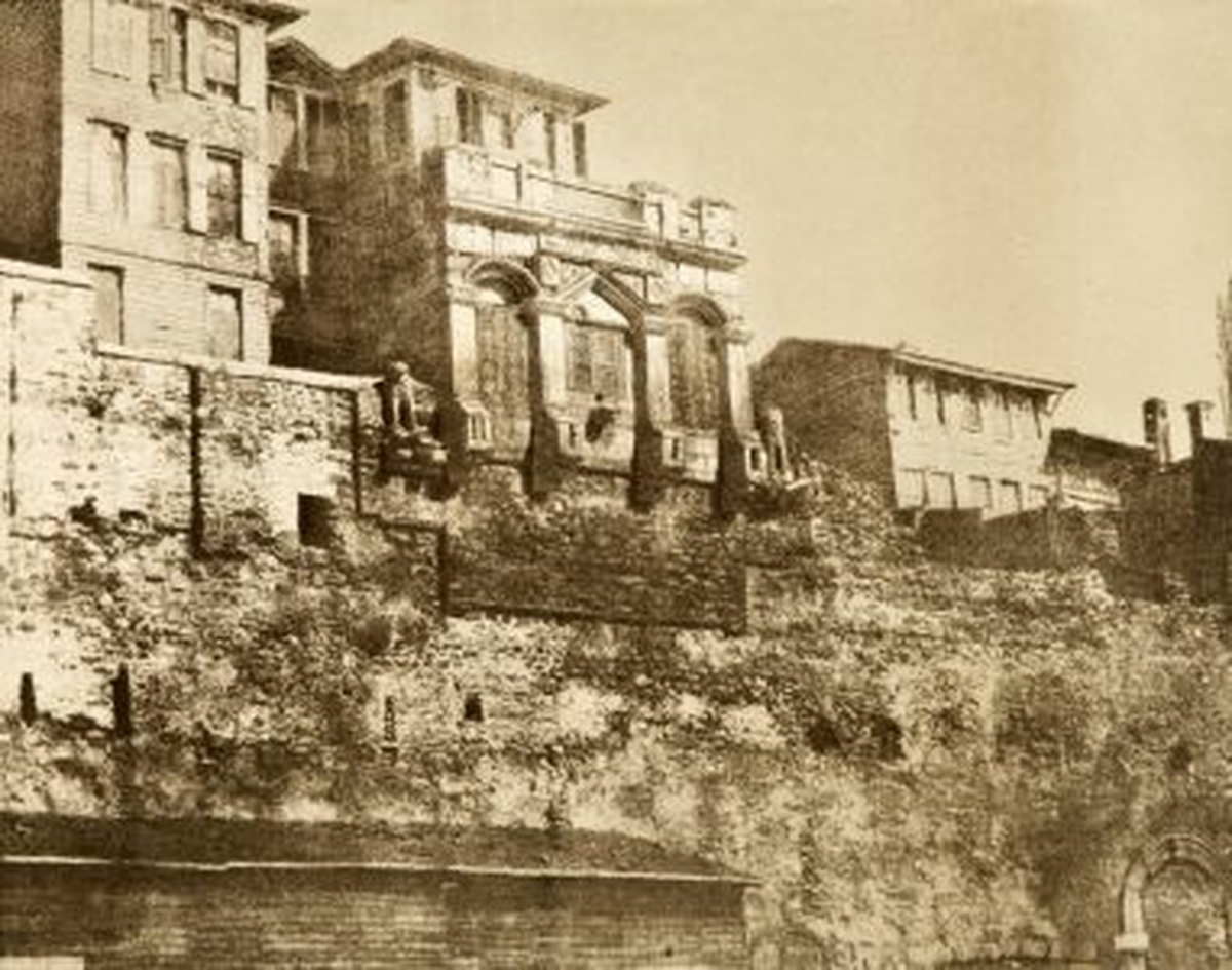 'İmparatorun Evi: Augustus'tan Mutlakiyetçilik Çağına Saraylar'